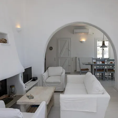 Tanaos In Tinos Vila Kardhianí