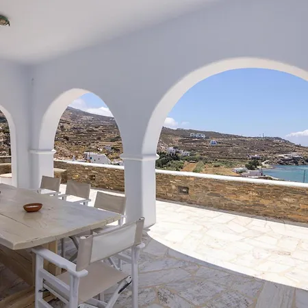 Tanaos In Tinos